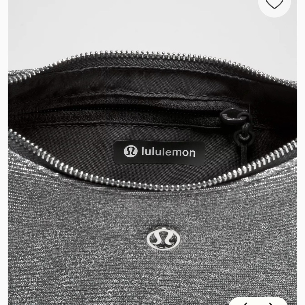 NWT Lululemon Athletica Metallic Gray Shoulder Bag - Picture 4 of 4